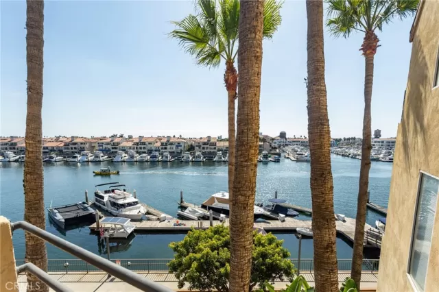 MLS: NP23225833 Condo For Sale