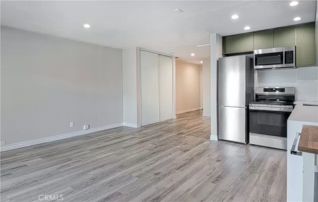 MLS: NP24001316 Condo For Sale
