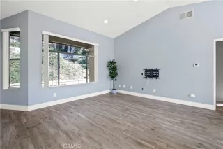 Photo #5: NP24005061 Listing 