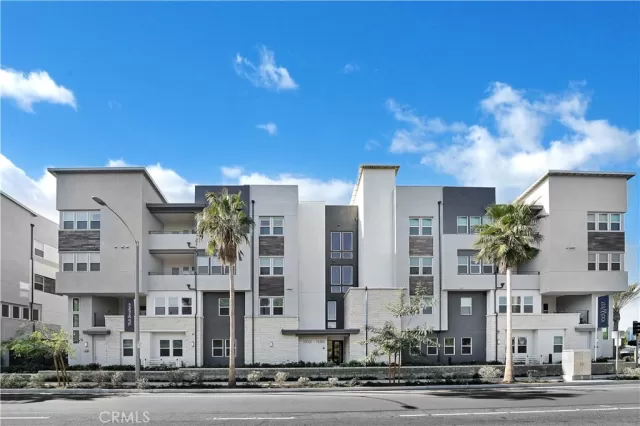 MLS: NP24006994 Condo For Sale