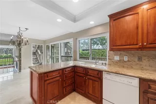 Photo #5: NP24010449 Listing