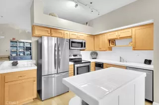 Photo #6: NP24010863 Listing 