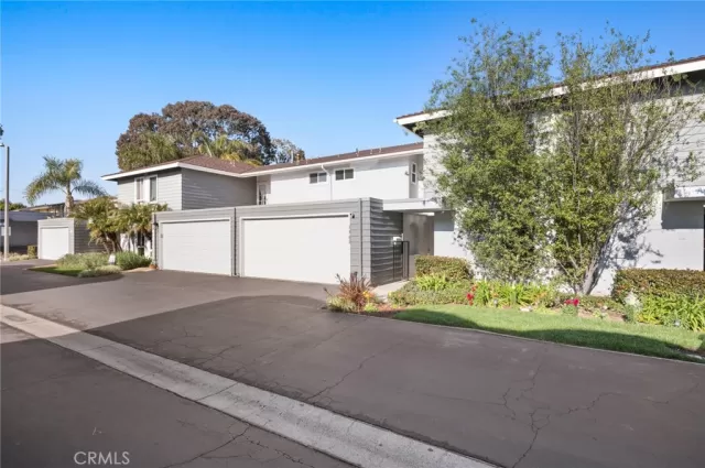 MLS: NP24017844 Condo For Sale