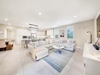 Photo #3: NP24018124 Listing