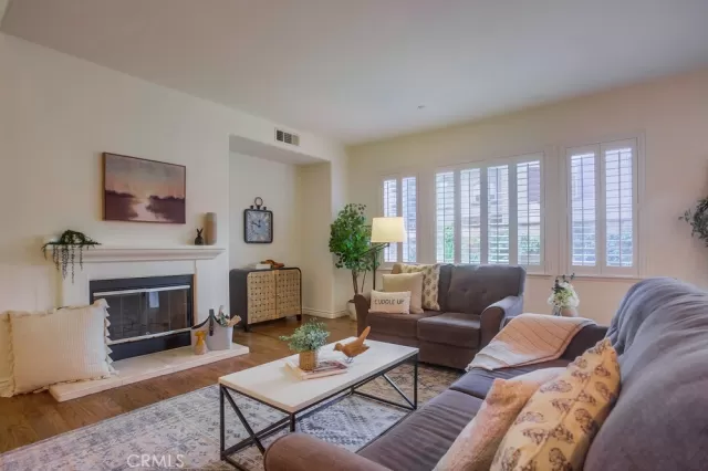 MLS: NP24035306 Condo For Sale