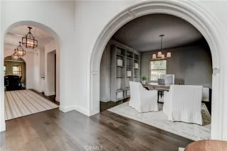 Photo #4: NP24035791 Listing