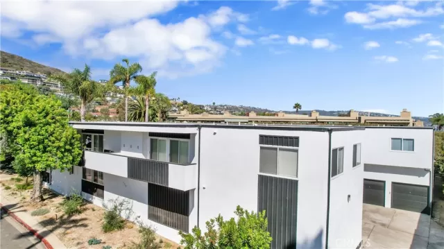 MLS: NP24045396 Condo For Sale