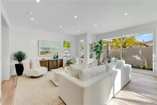 Photo #5: NP24047394 Listing 