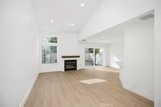 Photo #4: NP24048127 Listing 