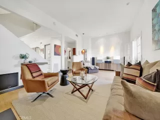 Photo #4: NP24051886 Listing 