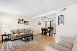 Photo #3: NP24055093 Listing 