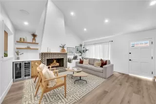 Photo #3: NP24073460 Listing