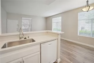 Photo #5: NP24076305 Listing 