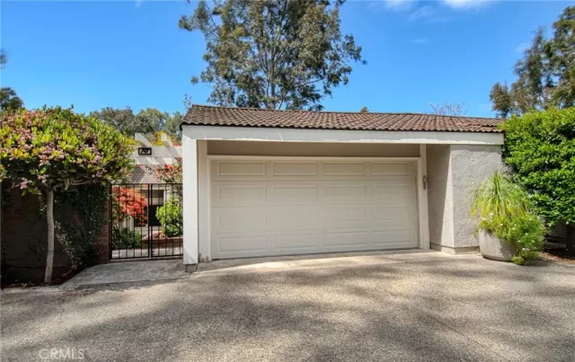 MLS: NP24087879 Condo For Sale