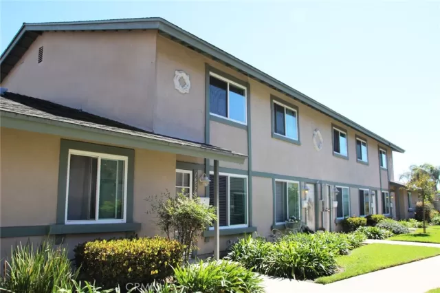 MLS: NP24091503 Condo For Sale