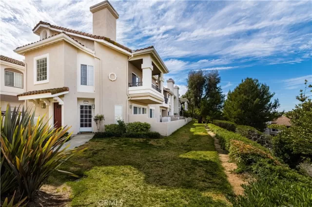 MLS: NP24095328 Condo For Sale