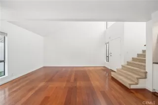 Photo #3: NP24096284 Listing 