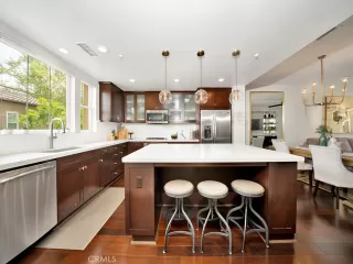 Photo #3: NP24106910 Listing