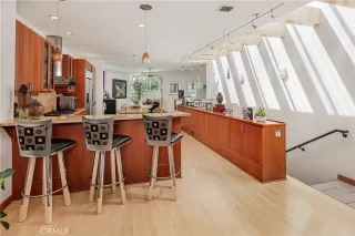 Photo #4: NP24107768 Listing 