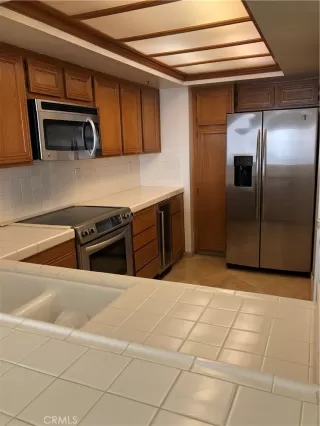 Photo #3: NP24120012 Listing 