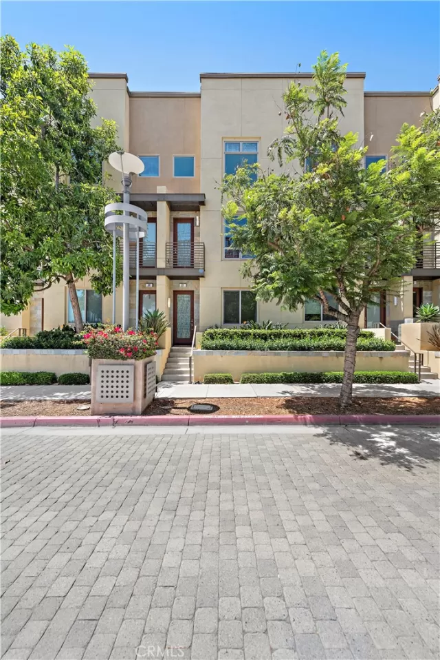 MLS: NP24133450 Condo For Sale