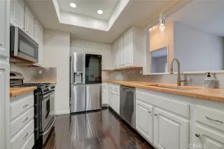 Photo #3: NP24135409 Listing 