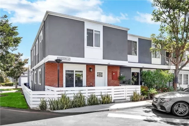 MLS: NP24137973 Condo For Sale