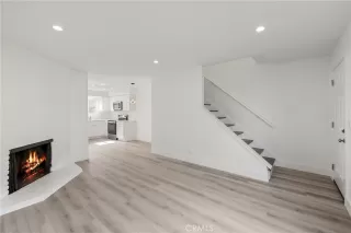 Photo #4: NP24138661 Listing 