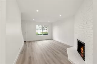 Photo #5: NP24138661 Listing 