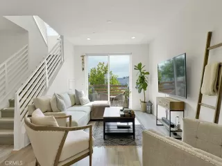 Photo #2: NP24149905 Listing 