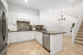 Photo #4: NP24154666 Listing 