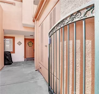 Photo #2: NP24156905 Listing 