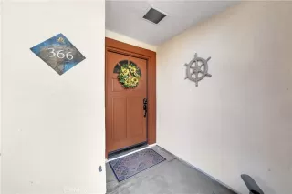 Photo #3: NP24156905 Listing 