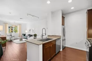 Photo #4: NP24156906 Listing 