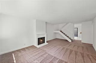 Photo #1: NP24168257 Listing 