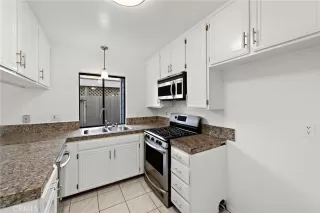 Photo #4: NP24168257 Listing 