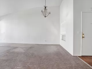 Photo #4: NP24172329 Listing 