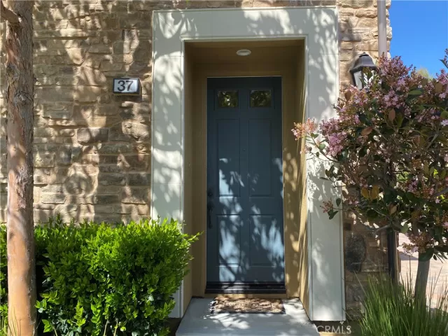 MLS: NP24193756 Condo For Sale