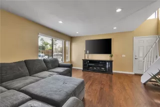 Photo #3: NP24200443 Listing