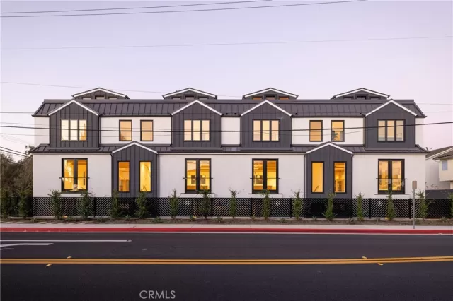 MLS: NP24204439 Condo For Sale