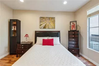 Photo #4: NP24209256 Listing 