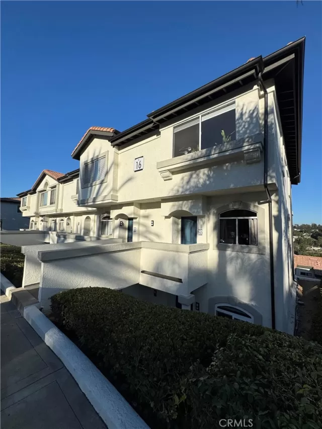 MLS: NP24209359 Condo For Sale