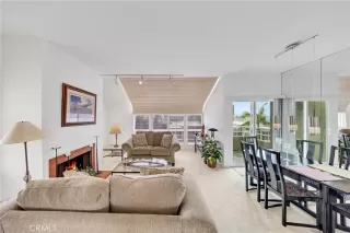 Photo #3: NP24212581 Listing 