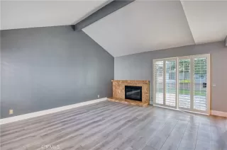 Photo #2: NP24213628 Listing 