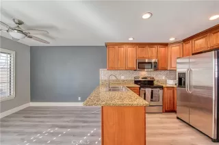 Photo #4: NP24213628 Listing 