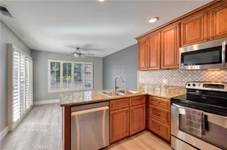 Photo #5: NP24213628 Listing 