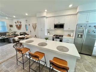 Photo #2: NP24215268 Listing