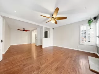 Photo #5: NP24215598 Listing 