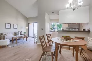 Photo #4: NP24218329 Listing 