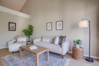 Photo #6: NP24218329 Listing 